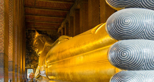 Храм Лежачего Будды в Бангкоке